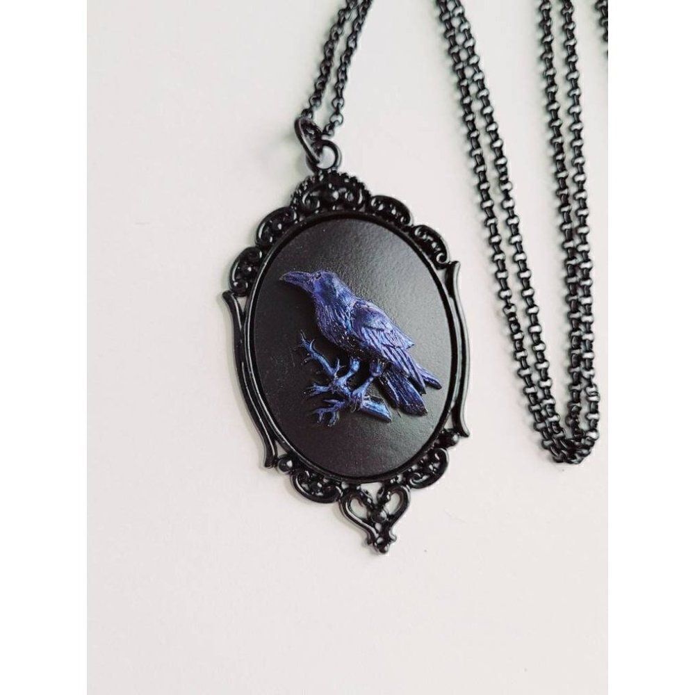 Blue Iridescent Raven Crow Gothic Rockabilly Cameo Black Necklace Pendant XMAS